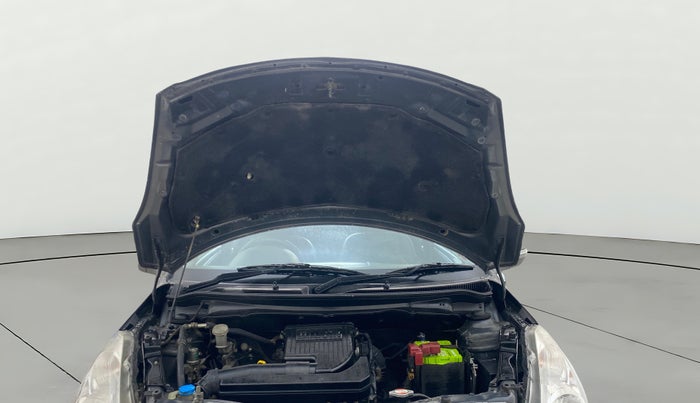 2013 Maruti Swift VXI, Petrol, Manual, 1,15,028 km, Open Bonet