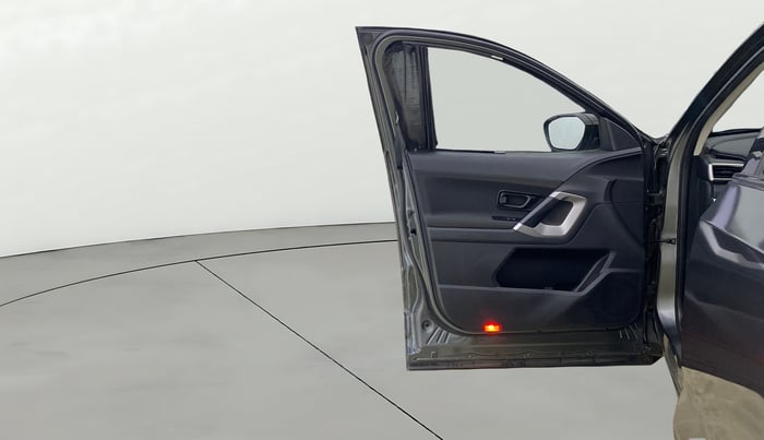 2023 Tata Harrier XM 2.0L KRYOTEC, Diesel, Manual, 51,890 km, LHS Front Door