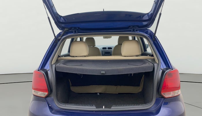 2014 Volkswagen Polo HIGHLINE1.2L, Petrol, Manual, 1,18,375 km, Boot Open Zoomed View