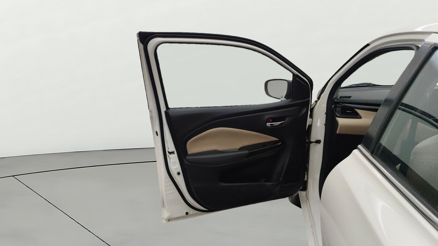 2024 Toyota Glanza G E-CNG, CNG, Manual, 67,367 km, LHS Front Door