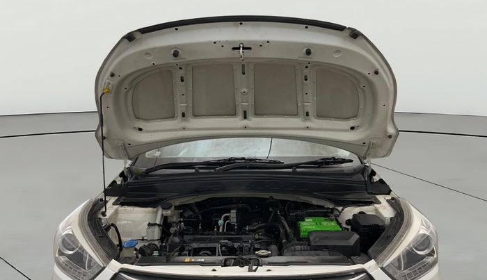 2016 Hyundai Creta SX PLUS 1.6 PETROL, Petrol, Manual, 28,624 km, Open Bonet