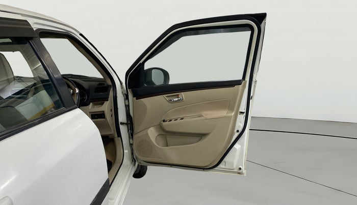 2017 Maruti Swift Dzire VDI (O), Diesel, Manual, 49,683 km, RHS Front Door