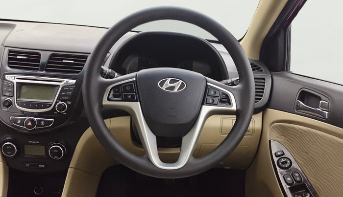 2014 Hyundai Verna FLUIDIC 1.6 VTVT SX, Petrol, Manual, 53,208 km, Steering Wheel Close Up