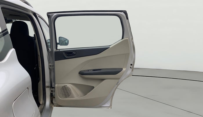 2020 Renault TRIBER RXT AMT, Petrol, Automatic, 43,288 km, RHS Rear Door