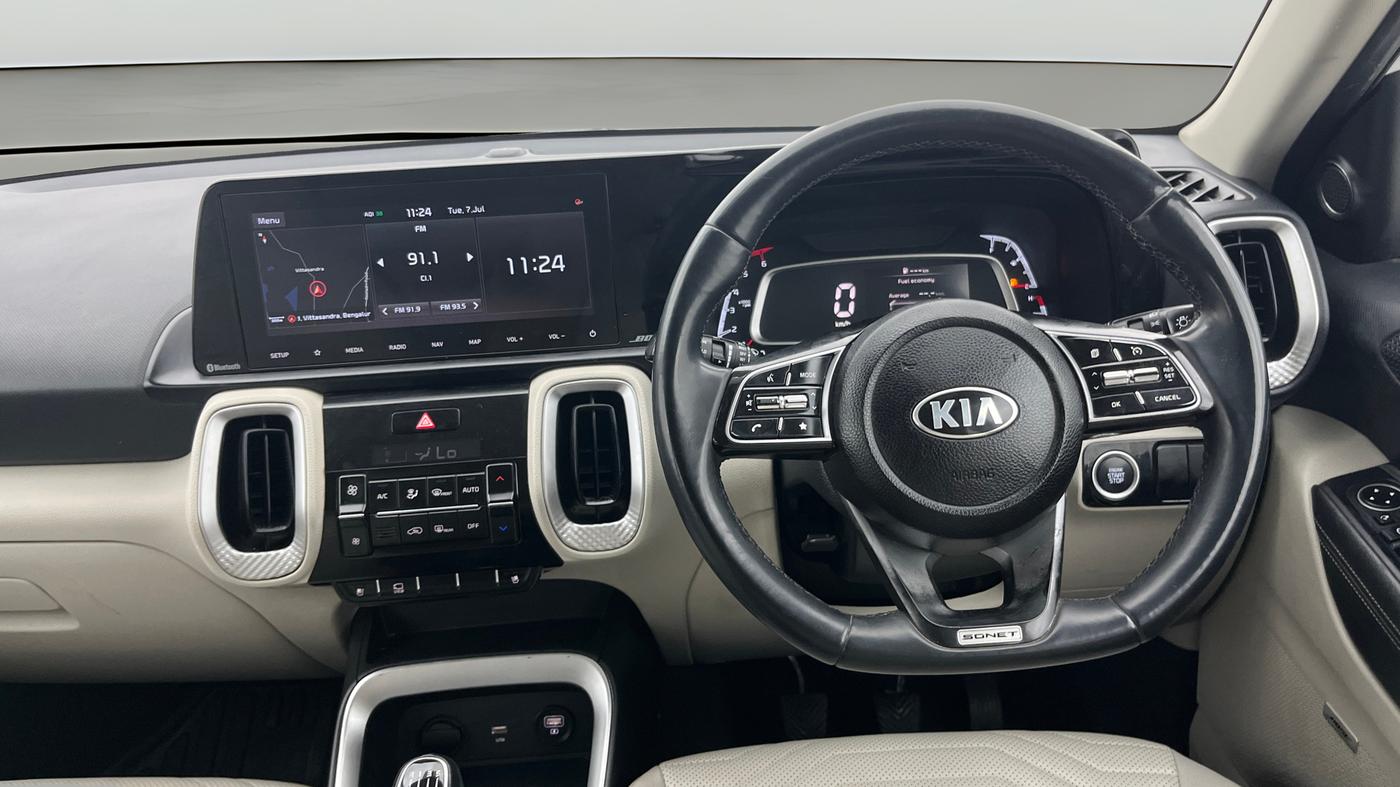 2020 KIA SONET HTX PLUS 1.5, Diesel, Manual, 1,33,523 km, Steering Wheel Close Up