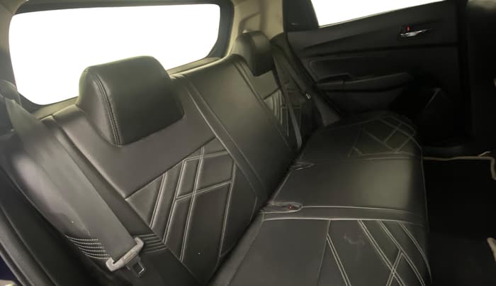 2022 Maruti Swift VXI, Petrol, Manual, 40,042 km, Right Side Rear Door Cabin