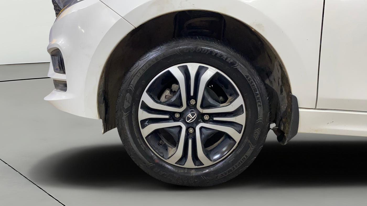 2023 Tata Tiago XT RHYTHM PETROL, Petrol, Manual, 36,790 km, Left Front Wheel