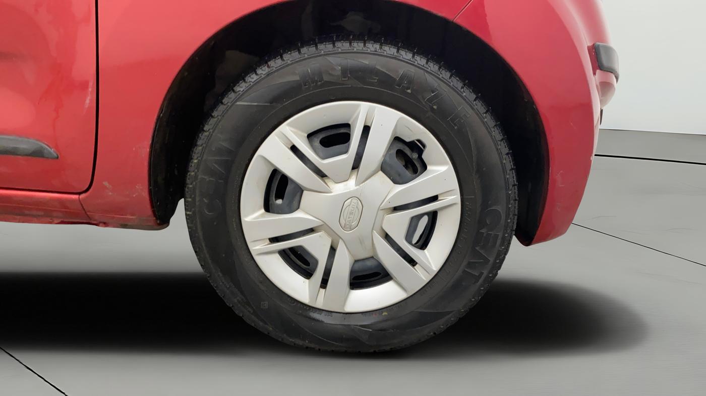 2019 Datsun Redi Go S 1.0 AMT, Petrol, Automatic, 17,902 km, Right Front Wheel
