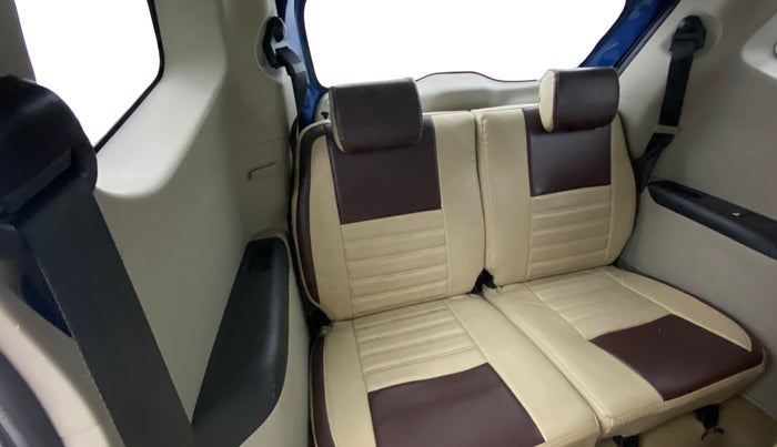 2023 Renault TRIBER RXT, Petrol, Manual, 25,828 km, Third Seat Row ( optional )