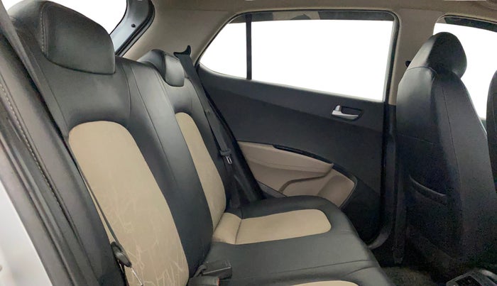 2018 Hyundai Grand i10 SPORTZ 1.2 KAPPA VTVT, Petrol, Manual, 48,040 km, Right Side Rear Door Cabin