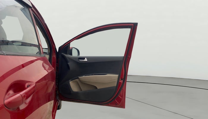 2017 Hyundai Grand i10 SPORTZ (O) AT 1.2 KAPPA VTVT, Petrol, Automatic, 96,928 km, RHS Front Door