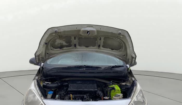 2018 Hyundai Grand i10 SPORTZ AT 1.2 KAPPA VTVT, Petrol, Automatic, 63,174 km, Open Bonet