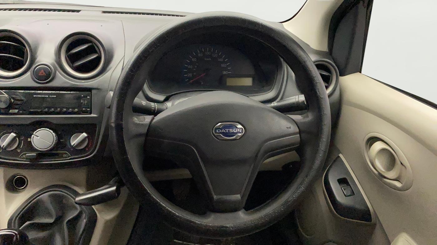 2017 Datsun Go Plus T, Petrol, Manual, 1,33,186 km, Steering Wheel Close Up