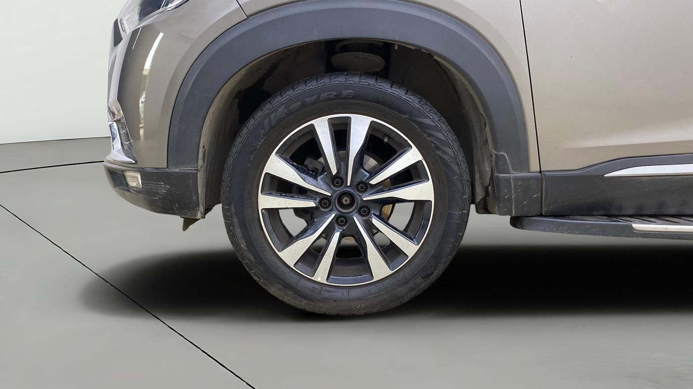 2019 Nissan Kicks XV 1.5, Petrol, Manual, 49,745 km, Left Front Wheel