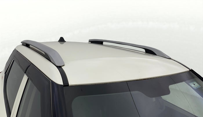 2023 Mahindra XUV300 W4 1.2 PETROL, Petrol, Manual, 14,651 km, Roof