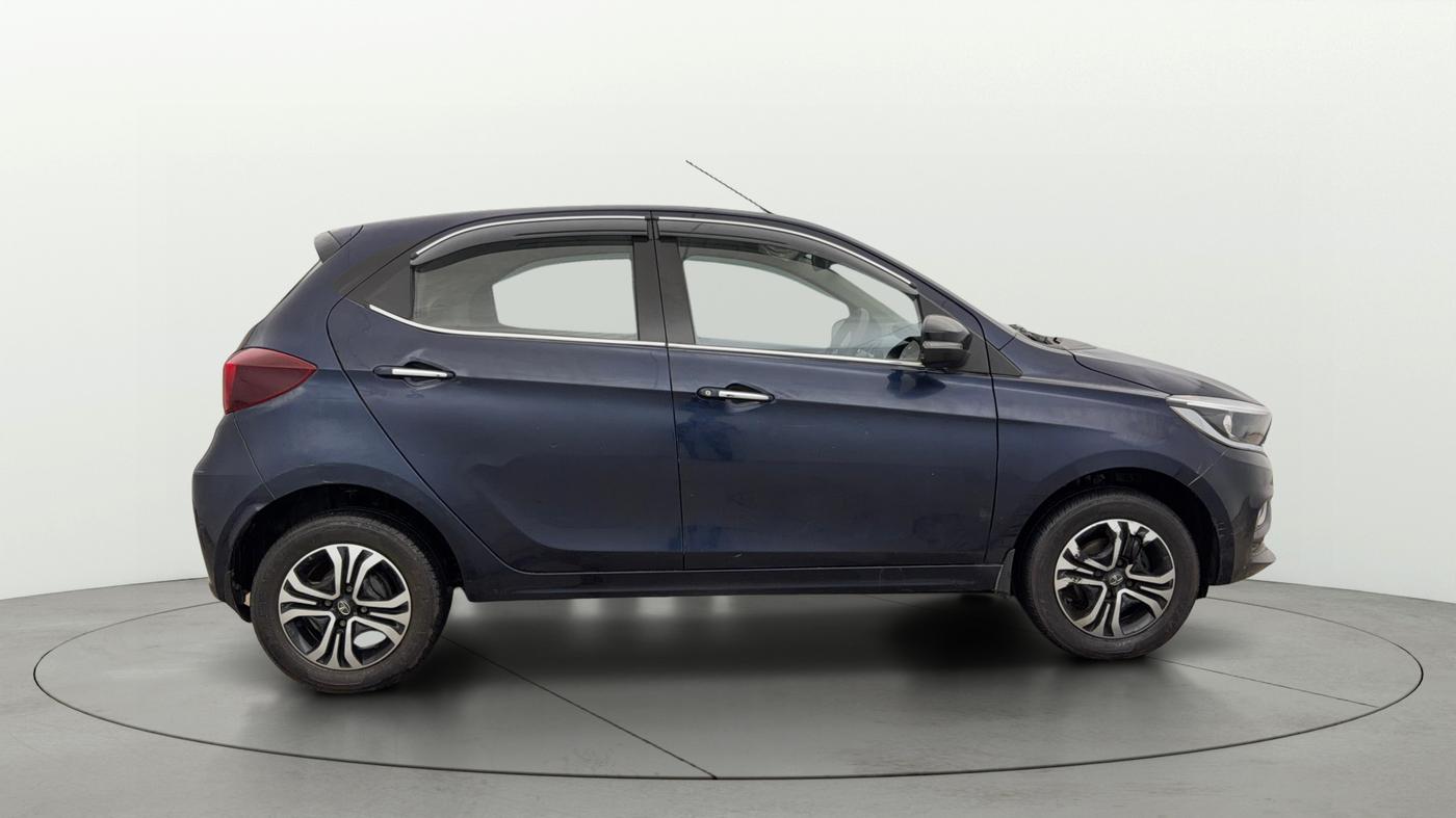 2023 Tata Tiago XZ PLUS CNG, CNG, Manual, 40,685 km, Right Side View