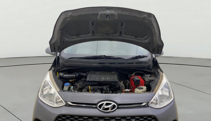 2017 Hyundai Grand i10 SPORTZ (O) AT 1.2 KAPPA VTVT, Petrol, Automatic, 23,602 km, Open Bonet