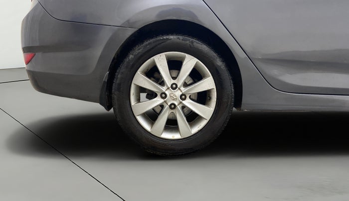 2013 Hyundai Verna FLUIDIC 1.6 VTVT SX, Petrol, Manual, 51,992 km, Right Rear Wheel