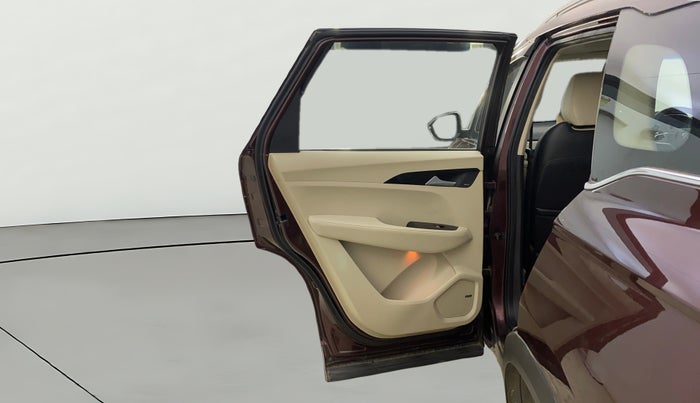 2022 MG HECTOR SHARP 1.5 PETROL CVT, Petrol, Automatic, 39,519 km, LHS Rear Door