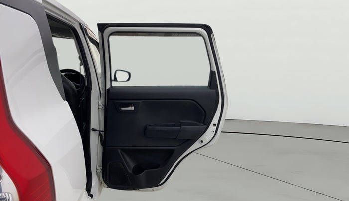 2022 Maruti New Wagon-R VXI CNG 1.0, CNG, Manual, 30,775 km, RHS Rear Door