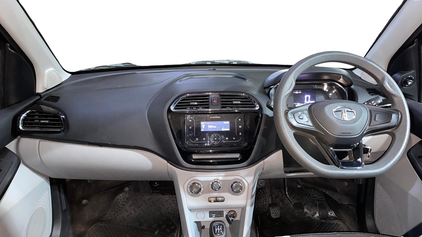 2023 Tata Tiago XT PETROL, Petrol, Manual, 5,974 km, Dashboard