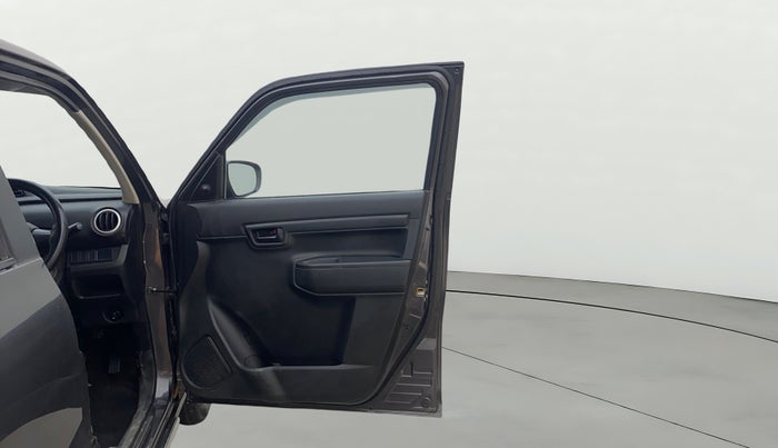 2020 Maruti S PRESSO VXI PLUS AMT, Petrol, Automatic, 53,765 km, RHS Front Door