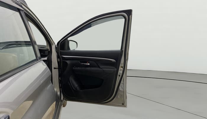 2021 Maruti XL6 ZETA MT, Petrol, Manual, 55,428 km, RHS Front Door