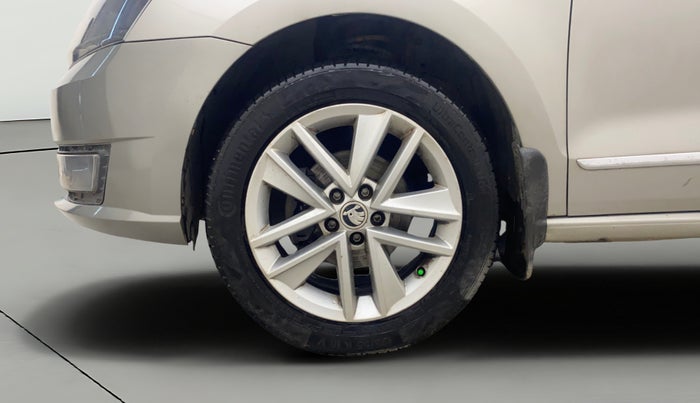 2019 Skoda Rapid STYLE 1.6 MPI, Petrol, Manual, 1,17,061 km, Left Front Wheel