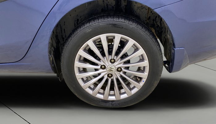 2018 Maruti Ciaz ALPHA DIESEL 1.3, Diesel, Manual, 81,349 km, Left Rear Wheel