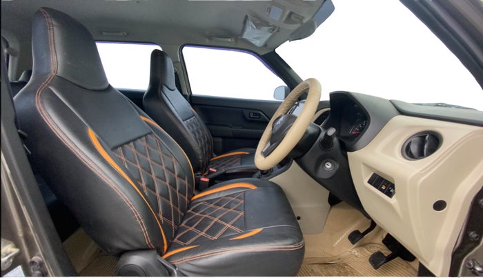 2019 Maruti New Wagon-R LXI 1.0, Petrol, Manual, 15,508 km, Right Side Front Door Cabin