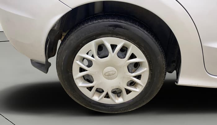 2015 Ford Figo Aspire AMBIENTE 1.2 PETROL, CNG, Manual, 1,08,212 km, Right Rear Wheel