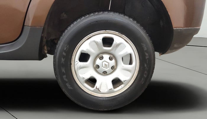 2013 Renault Duster 85 PS RXL DIESEL, Diesel, Manual, 1,07,600 km, Left Rear Wheel