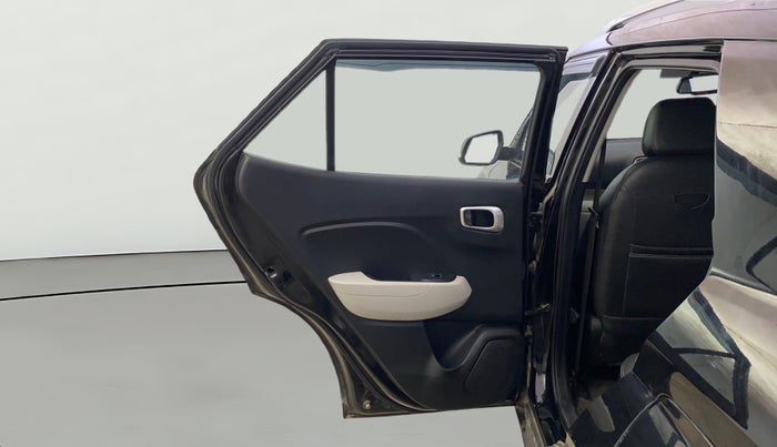 2022 Hyundai VENUE SX 1.2 PETROL, Petrol, Manual, 33,192 km, LHS Rear Door