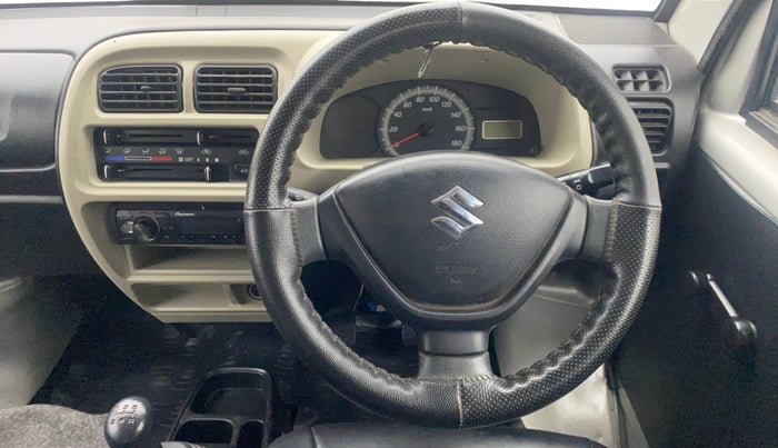 2022 Maruti Eeco 5 STR AC (O), Petrol, Manual, 30,049 km, Steering Wheel Close Up