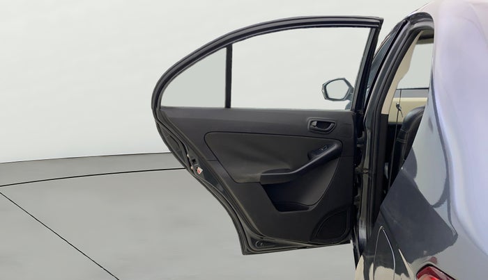 2016 Tata Zest XMS PETROL, Petrol, Manual, 30,872 km, LHS Rear Door