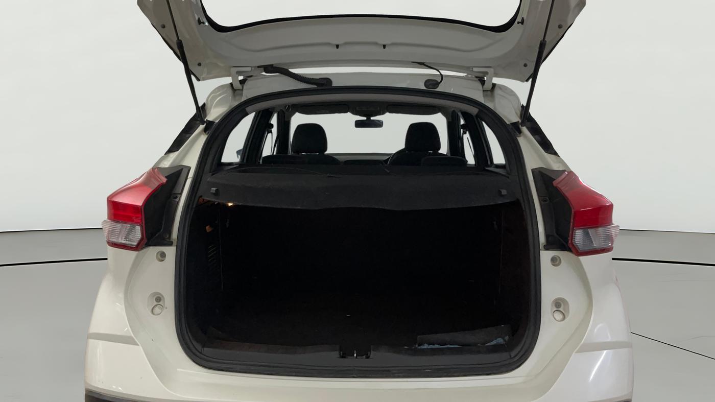 2021 Nissan Kicks XV 1.5, Petrol, Manual, 22,591 km, Boot Open Zoomed View