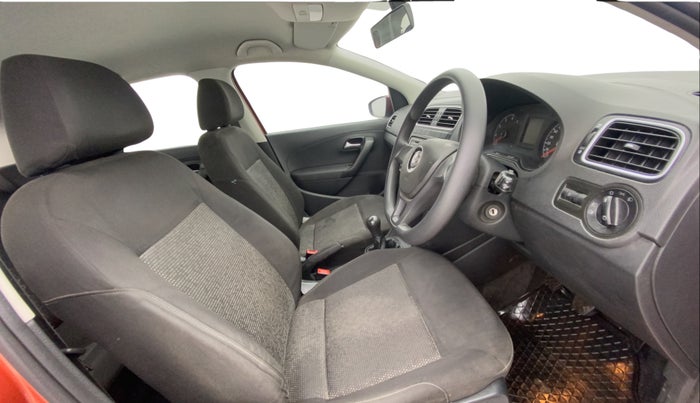 2016 Volkswagen Polo COMFORTLINE 1.2L, Petrol, Manual, 77,095 km, Right Side Front Door Cabin