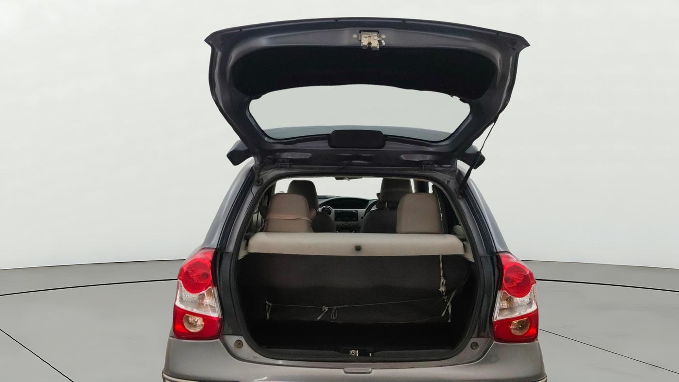 2016 Toyota Etios Liva VX, Petrol, Manual, 72,454 km, Boot Door Open