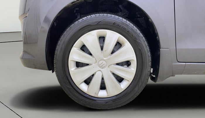 2015 Maruti Ertiga VXI CNG, CNG, Manual, 42,660 km, Left Front Wheel