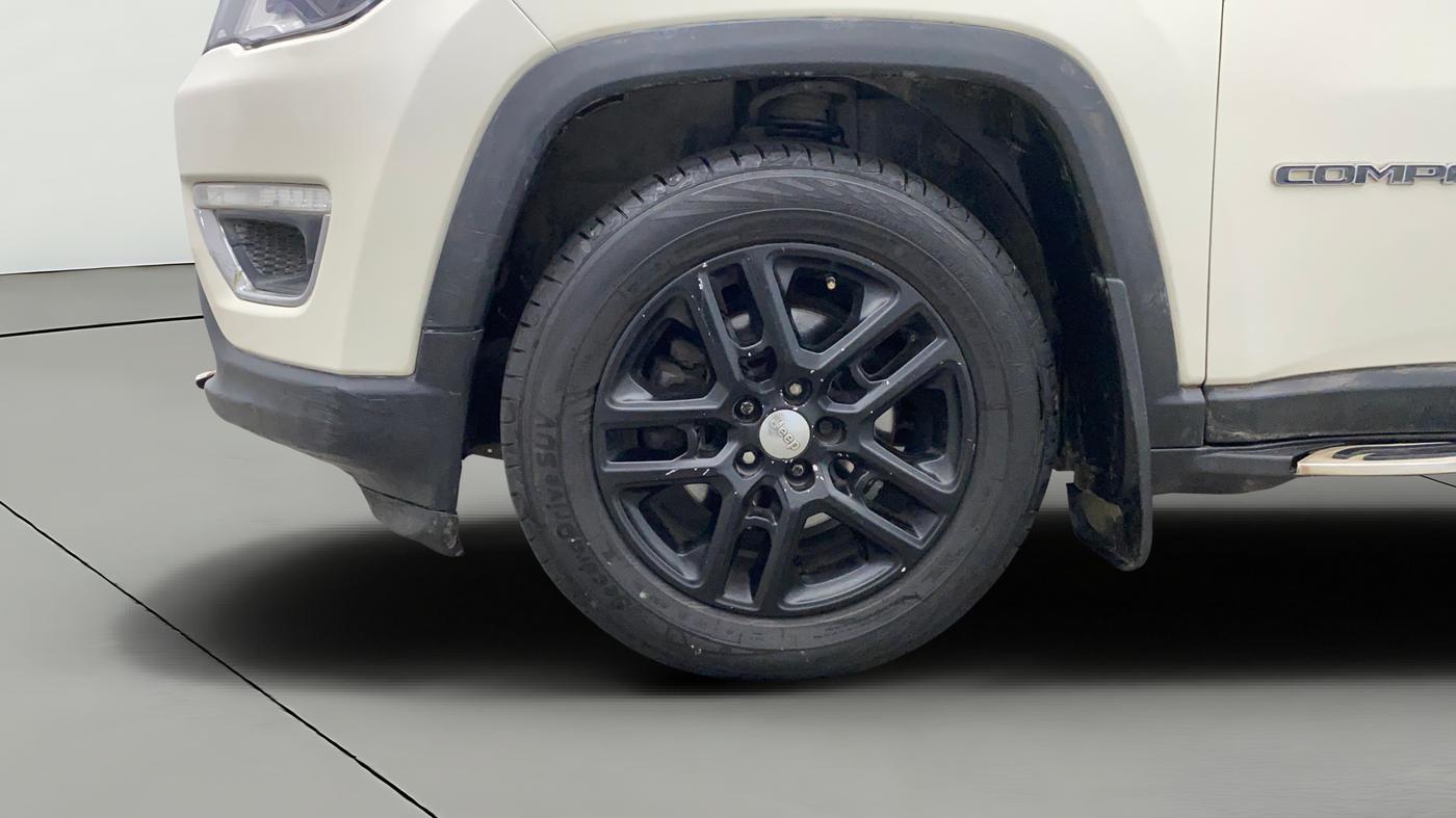 2018 Jeep Compass LIMITED (O) 2.0 DIESEL, Diesel, Manual, 85,932 km, Left Front Wheel