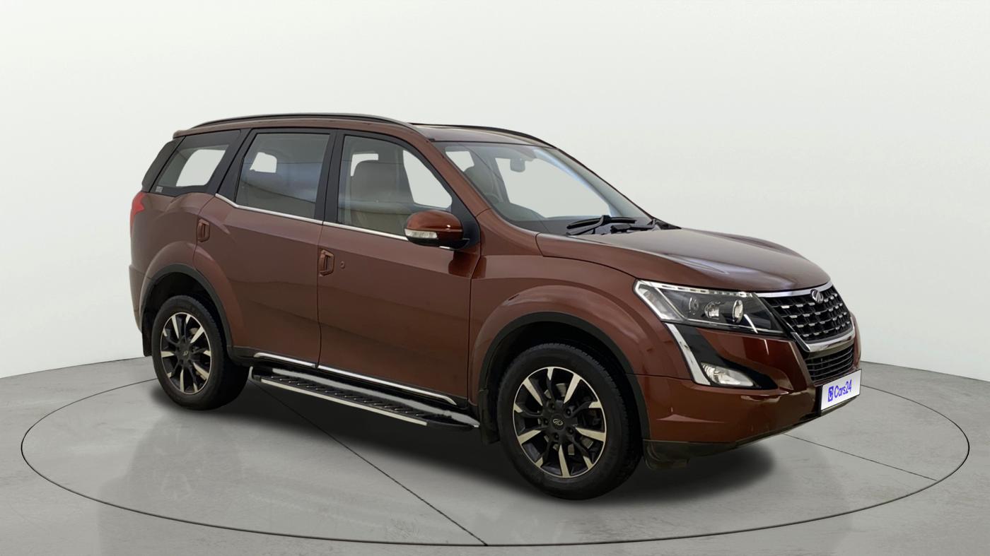 2018 Mahindra XUV500 W11 AT, Diesel, Automatic, 32,550 km, Right Front Diagonal