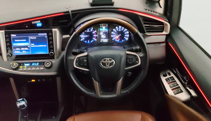 2022 Toyota Innova Crysta 2.7 ZX AT 7 STR, Petrol, Automatic, 61,002 km, Steering Wheel Close Up