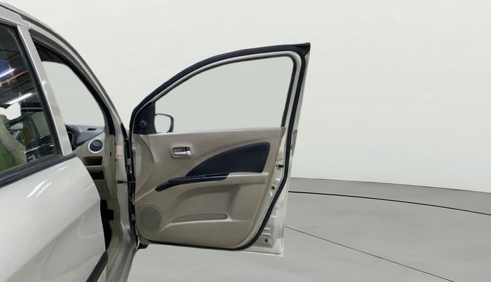 2016 Maruti Celerio VXI, Petrol, Manual, 90,947 km, RHS Front Door