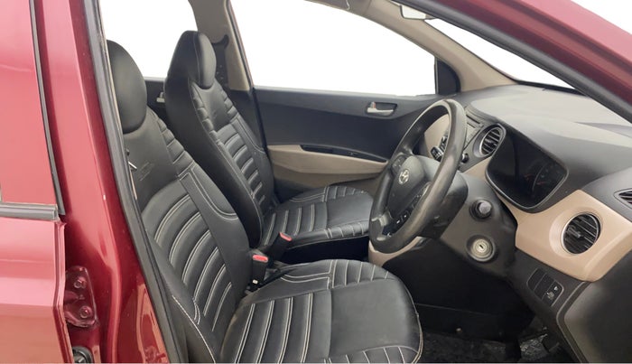 2015 Hyundai Grand i10 SPORTZ 1.2 KAPPA VTVT, CNG, Manual, 1,32,775 km, Right Side Front Door Cabin