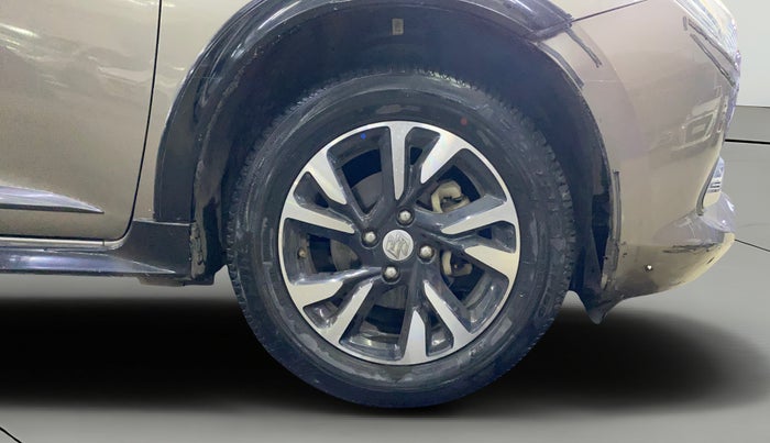 2024 Maruti Swift ZXI PLUS, Petrol, Manual, 30,085 km, Right Front Wheel