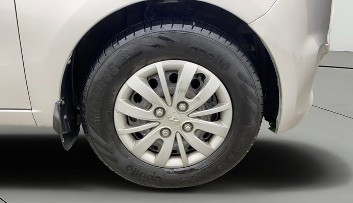 2013 Hyundai i10 MAGNA 1.2, Petrol, Manual, 66,231 km, Right Front Wheel