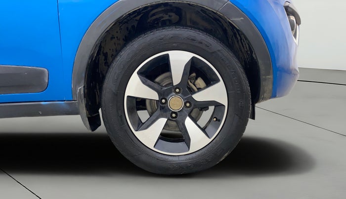 2018 Tata NEXON XZA PLUS DIESEL, Diesel, Automatic, 80,628 km, Right Front Wheel