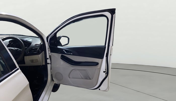 2022 Tata Tiago XZ PLUS PETROL, Petrol, Manual, 14,948 km, RHS Front Door