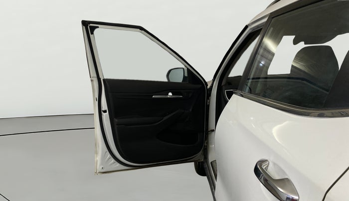 2022 KIA SELTOS HTK 1.5 PETROL, Petrol, Manual, 80,041 km, LHS Front Door