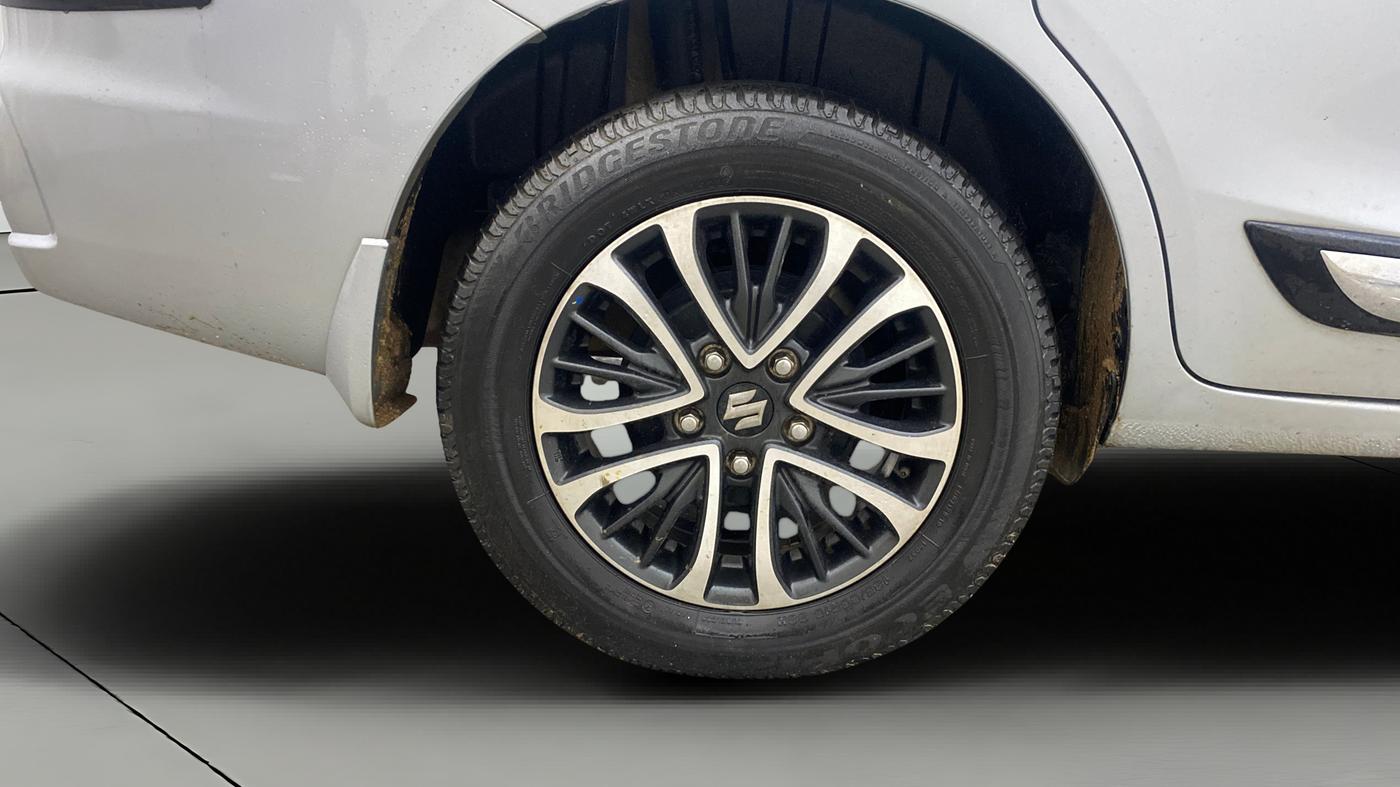 2022 Maruti Ertiga ZXI SHVS, Petrol, Manual, 66,537 km, Right Rear Wheel